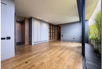 Apartamento en Carrera 5, Upzs De Bogotá, Localidad Chapinero, Bogotá, Bogotá, Distrito Capital, Rap (especial) Central, 110221, Colombia