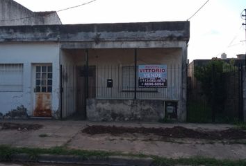 Casa en  Morón, Partido De Morón