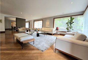 Apartamento en Avenida Calle 94, La Gran Via, Upzs De Bogotá, Localidad Chapinero, Bogotá, Bogotá, Distrito Capital, Rap (especial) Central, 110221, Colombia
