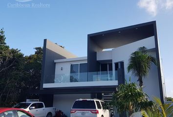 Casa en  Lagos Del Sol, Cancún, Quintana Roo