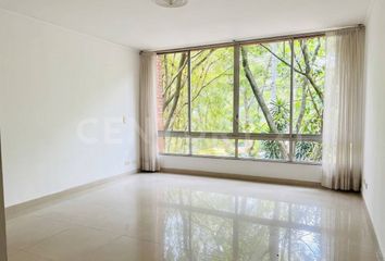 Apartamento en Calle 3, Patio Bonito, Comuna 14 - El Poblado, Perímetro Urbano Medellín, Medellín, Valle De Aburrá, Antioquia, Rap Del Agua Y La Montaña, 050003, Colombia