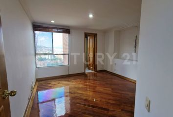 Apartamento en Calle 9a, El Poblado, Comuna 14 - El Poblado, Perímetro Urbano Medellín, Medellín, Valle De Aburrá, Antioquia, Rap Del Agua Y La Montaña, 050003, Colombia