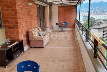 Apartment for rent in Poblado, Medellín