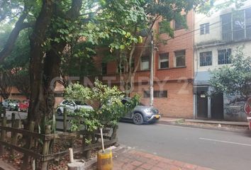 Casa en Carrera 87, La Floresta, Comuna 12 - La América, Perímetro Urbano Medellín, Medellín, Valle De Aburrá, Antioquia, Rap Del Agua Y La Montaña, 050035, Colombia