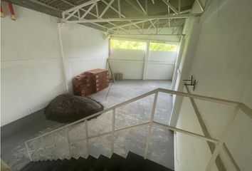 Bodega en Carrera 18, Urbanización Portal De Pinares, Centenario, Comuna Centenario, Perímetro Urbano Armenia, Armenia, Capital, Quindío, Rap Eje Cafetero, 630008, Colombia