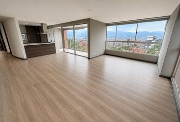 Apartamento en Poblado, Medellín