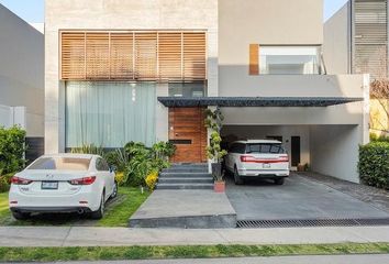 Casa en  Calle La Zanja, San Mateo Tlaltenango, Cuajimalpa De Morelos, Ciudad De México, 05600, México