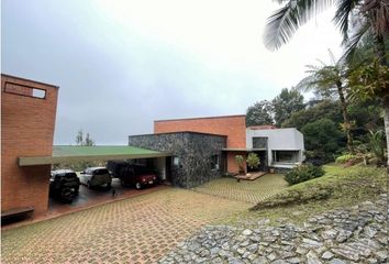 Casa en Comuna 7, Robledo, Medellín