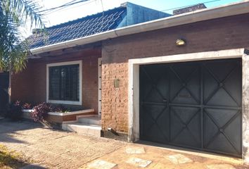 Casa en  San Cayetano, Resistencia