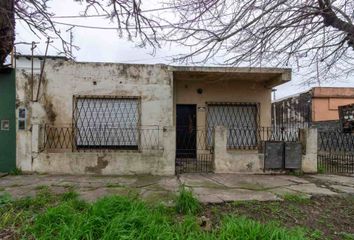 Casa en  Castelar, Partido De Morón