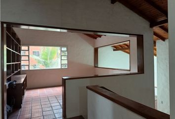Casa en Transversal Inferior, El Diamante Numero 2, Comuna 14 - El Poblado, Perímetro Urbano Medellín, Medellín, Valle De Aburrá, Antioquia, Rap Del Agua Y La Montaña, 050022, Colo