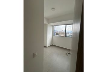 Apartamento en Calle 2 Sur, Patio Bonito, Comuna 14 - El Poblado, Perímetro Urbano Medellín, Medellín, Valle De Aburrá, Antioquia, Rap Del Agua Y La Montaña, 050001, Colombia