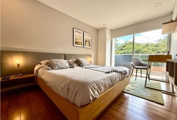 Apartamento en Calle 9a, El Poblado, Comuna 14 - El Poblado, Perímetro Urbano Medellín, Medellín, Valle De Aburrá, Antioquia, Rap Del Agua Y La Montaña, 050003, Colombia