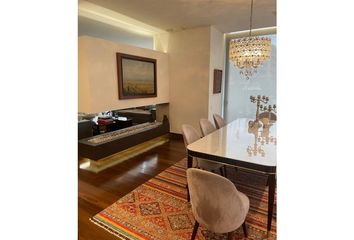 Apartamento en Calle 95, La Gran Via, Upzs De Bogotá, Localidad Chapinero, Bogotá, Bogotá, Distrito Capital, Rap (especial) Central, 110221, Colombia