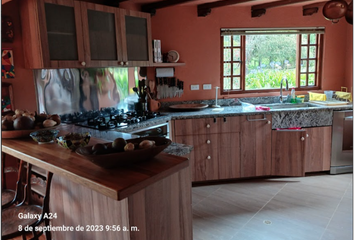 Casa en Vía Bogotá - Tunja, Yerbabuena, Yerbabuena Bajo, Chía, Sabana Centro, Cundinamarca, Rap (especial) Central, 250008, Colombia