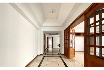 Apartamento en Calle 86, Upzs De Bogotá, Localidad Chapinero, Bogotá, Bogotá, Distrito Capital, Rap (especial) Central, 110221, Colombia