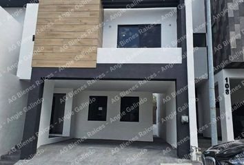 Casa en  Ciprés, Los Nogales, Juan Antonio De Sobrevilla, García, Nuevo León, 66003, México