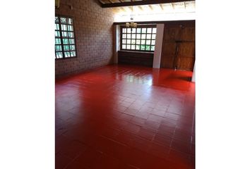 Casa en Vía Santa Elena, Santa Elena, Medellín, Valle De Aburrá, Antioquia, Rap Del Agua Y La Montaña, 050017, Colombia