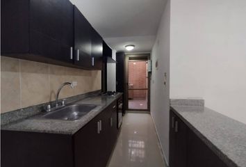 Apartamento en El Salvador Centro, Medellín