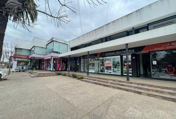 Locales en  Cumbres Del Golf, Villa Allende