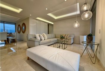 Apartamento en Altos Del Poblado, Medellín