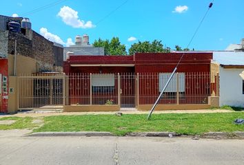 Casa en  Castelar, Partido De Morón