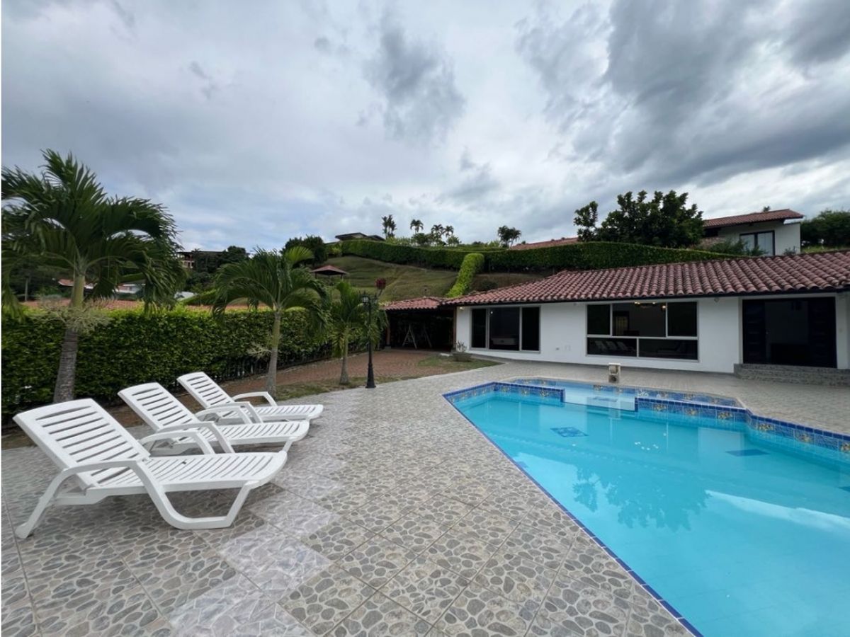 Casa en arriendo El Rosario (Manizales) en El Rosario