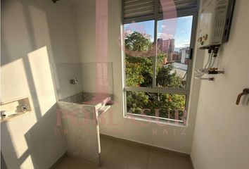 Apartamento en Calle 60 Sur, Sabaneta, Valle De Aburrá, Antioquia, Rap Del Agua Y La Montaña, 055412, Colombia