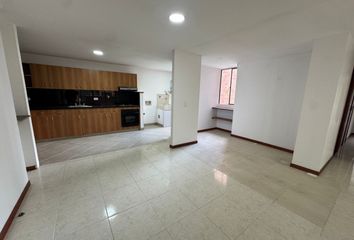 Apartamento en Calle 9a, El Poblado, Comuna 14 - El Poblado, Perímetro Urbano Medellín, Medellín, Valle De Aburrá, Antioquia, Rap Del Agua Y La Montaña, 050003, Colombia