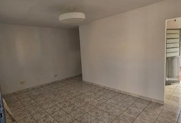 Casa en  Morón, Partido De Morón