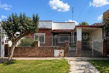 Casa en  Castelar, Partido De Morón