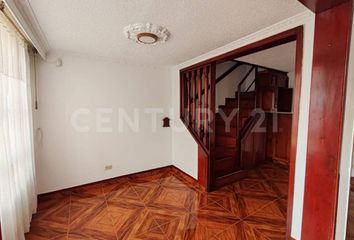 Casa en Carrera 55a, Mirandela, Upzs De Bogotá, Localidad Suba, Bogotá, Bogotá, Distrito Capital, Rap (especial) Central, 111166, Colombia