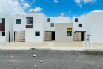 Casa en  Pueblo Kanasin, Kanasín
