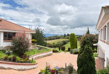 Casa en Yerbabuena, Chía