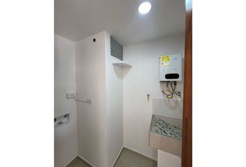 Apartamento en Calle 65 Sur, San Isidro, Sabaneta, Valle De Aburrá, Antioquia, Rap Del Agua Y La Montaña, 055450, Colombia