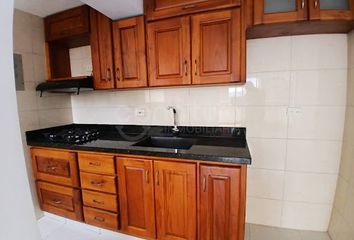 Apartamento en Loma De Los Bernal, Medellín