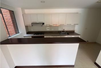 Apartamento en Las Flores, Envigado, Valle De Aburrá, Antioquia, Rap Del Agua Y La Montaña, 055422, Colombia