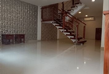 Casa en Carrera 106, Ciudad Jardín, Comuna 22, Cali Ciudad, Cali, Sur, Valle Del Cauca, Rap Pacífico, 760032, Colombia