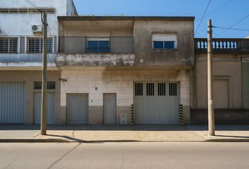 Galpónes/Bodegas en  Santos Lugares, Tres De Febrero