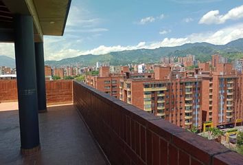 Apartamento en Laureles, Medellín