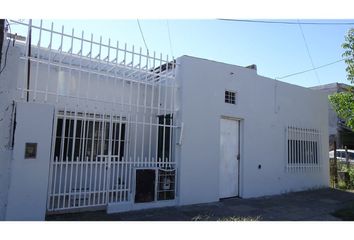 Casa en  Castelar, Partido De Morón