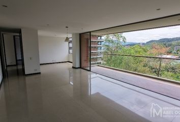 Apartment for rent in Los Balsos, Medellín