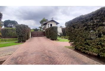 Casa en Carrera 53, Upzs De Bogotá, Localidad Suba, Bogotá, Bogotá, Distrito Capital, Rap (especial) Central, 111166, Colombia