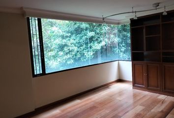 Apartamento en Los Rosales Norte, Bogotá