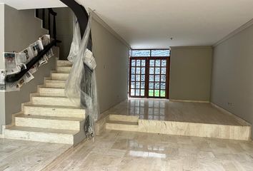 Casa en Carrera 28, Tejares - Cristales, Comuna 19, Cali Ciudad, Cali, Sur, Valle Del Cauca, Rap Pacífico, 760101, Colombia