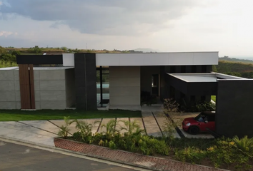 Casa en Amco, Area Metropolitana Centro Occidente, Pereira, Risaralda, Rap Eje Cafetero, 660007, Colombia