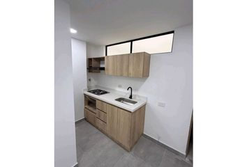 Apartamento en Calle 32, Alameda, Comuna 16 - Belén, Perímetro Urbano Medellín, Medellín, Valle De Aburrá, Antioquia, Rap Del Agua Y La Montaña, 050030, Colombia