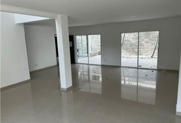 Casa en Carrera 53, Paseo De La Castellana, Localidad Riomar, Perímetro Urbano Barranquilla, Barranquilla, Atlántico, Rap Caribe, 080020, Colombia