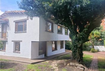 Casa en Carrera 6 Bis, Upzs De Bogotá, Localidad Usaquén, Bogotá, Bogotá, Distrito Capital, Rap (especial) Central, 110121, Colombia