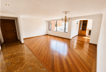 Apartment for rent in Las Acacias, Bogotá